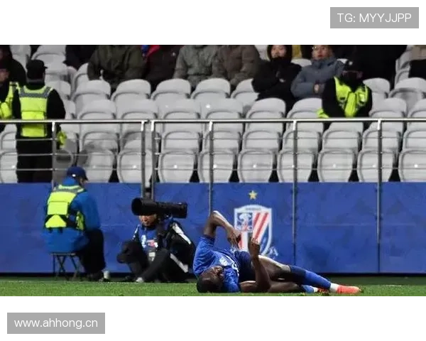 上海申花战术困局对争冠野心产生直接影响,球队面临严峻考验 上海申花战术困局对争冠野心产生直接影响,球队面临严峻考验