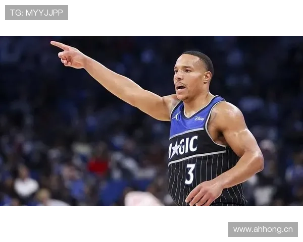 德斯蒙德·班恩多次挡拆拉开空间提升三分命中率明显提升球队外围火力